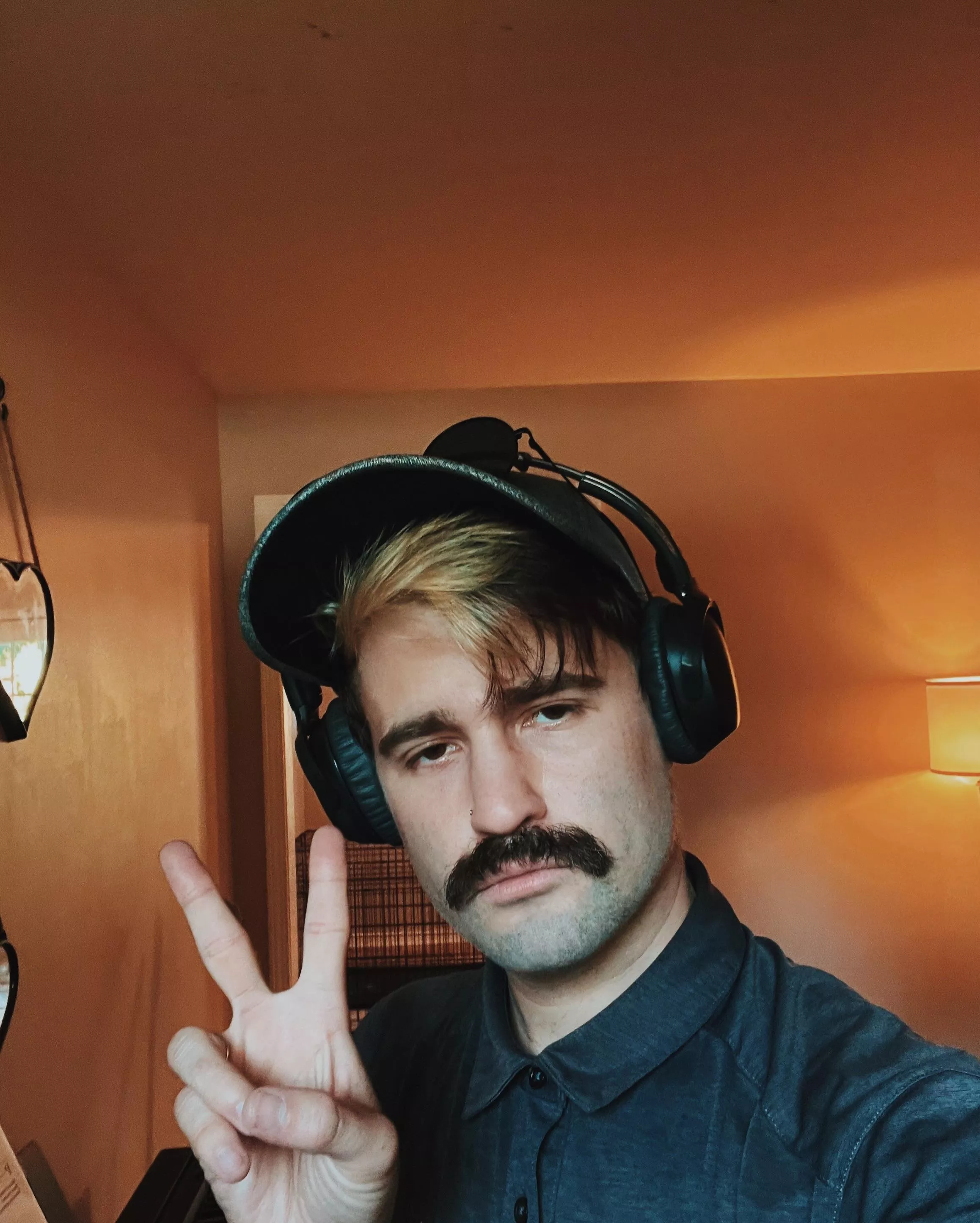 I don’t wanna work today 😞