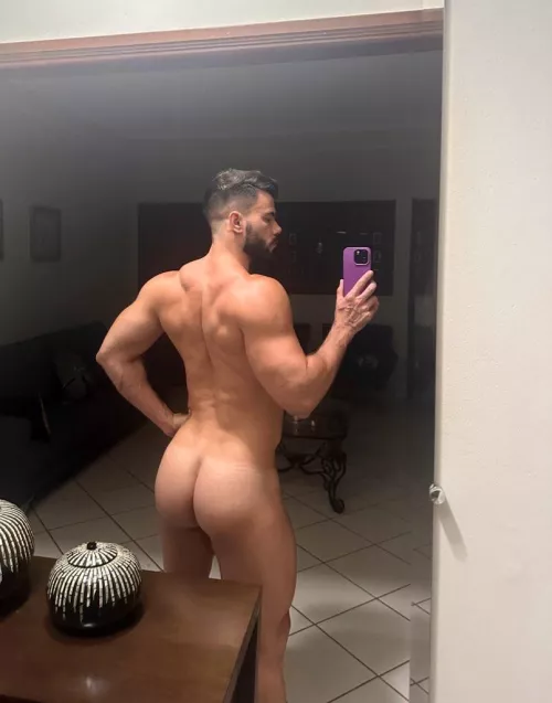 I love the size of this mirror