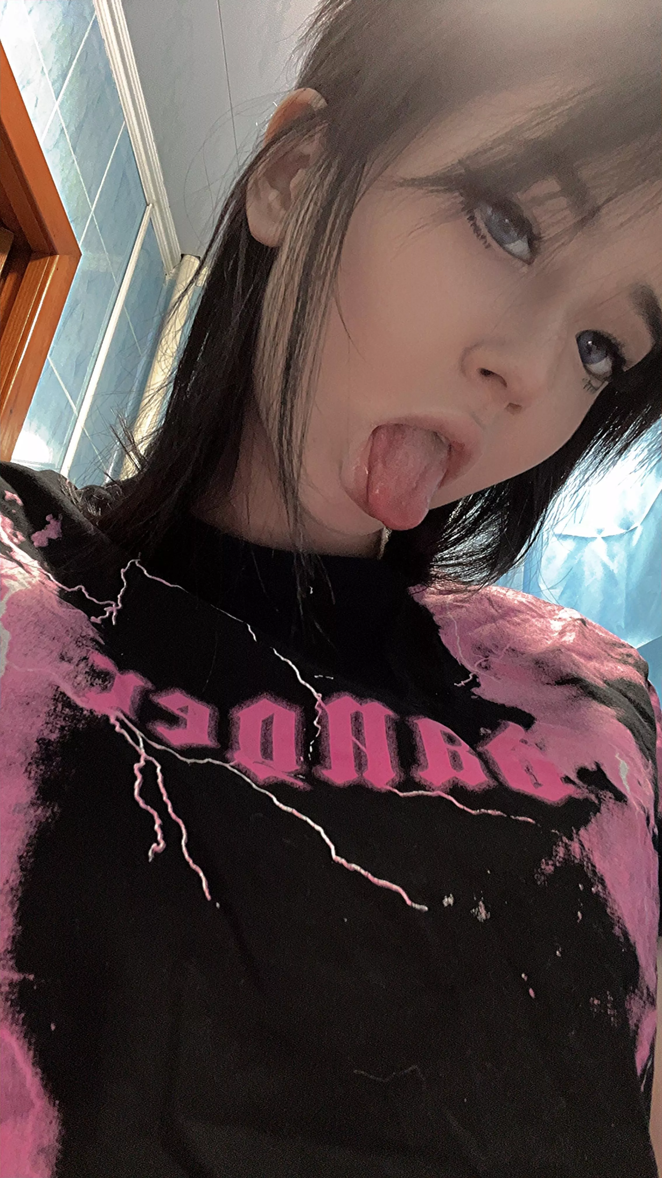 I'm tired of going to school)