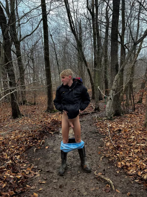 Oh no! My pants fell down😏😈