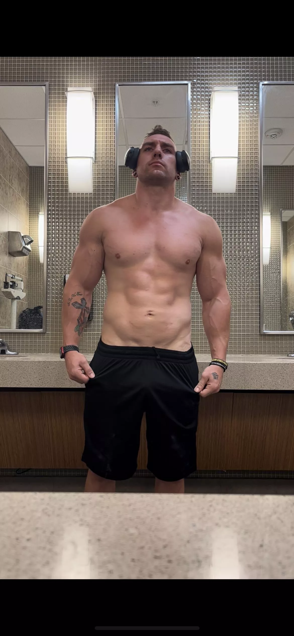 Sunday funday post workout (30)(m)