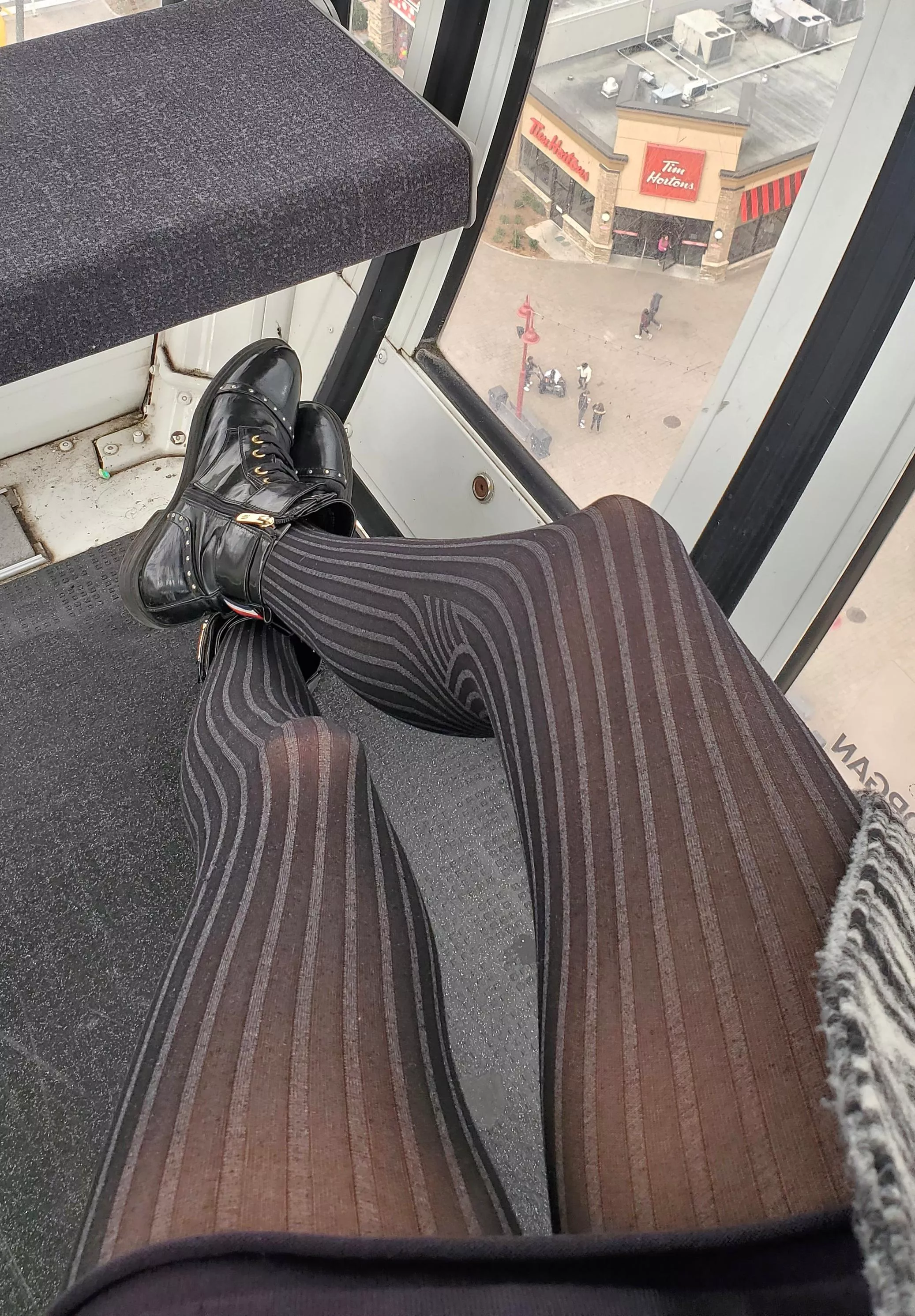 Would you kneel for Canadian girl?..