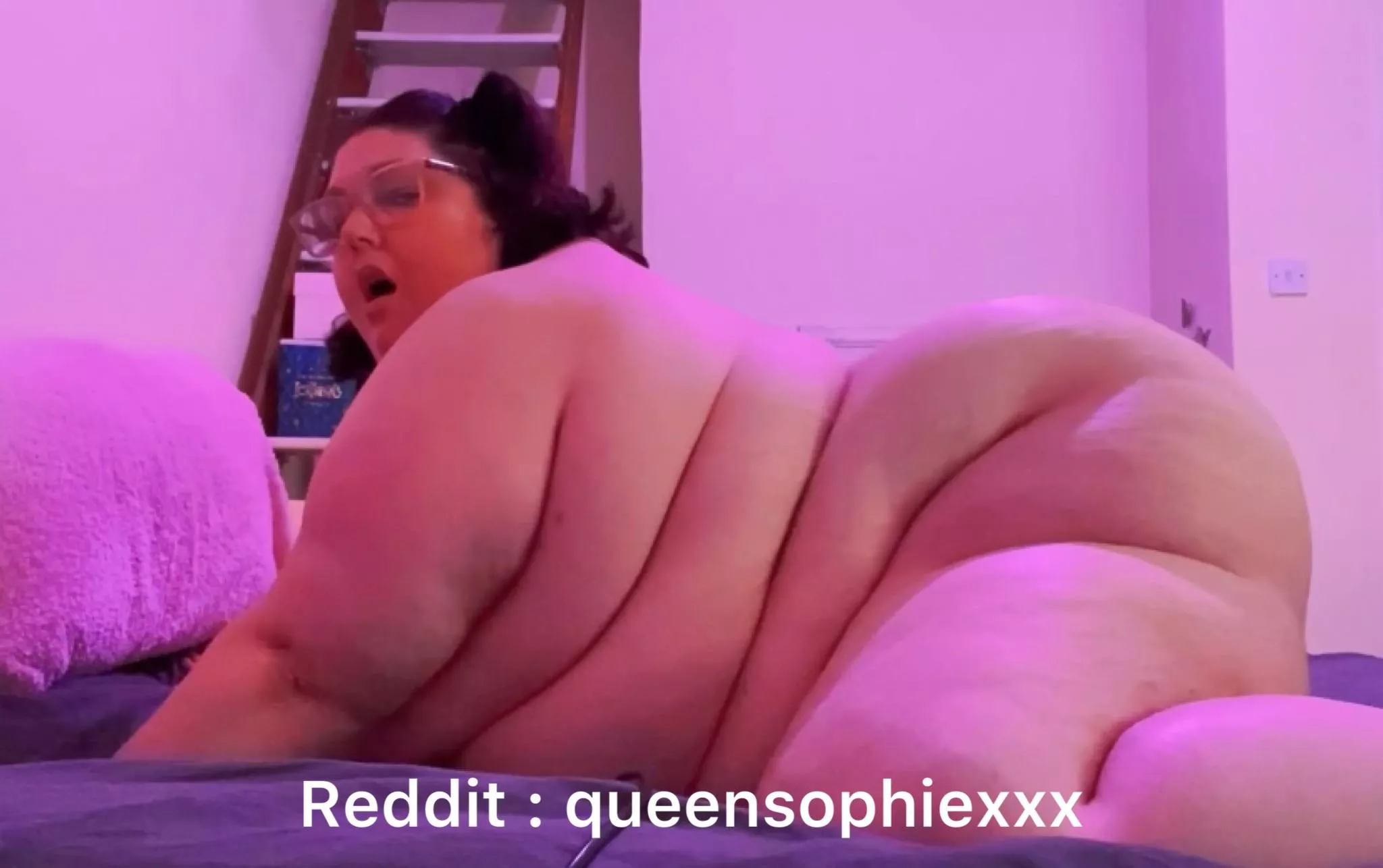 Would you let me sit on your face? 🥺