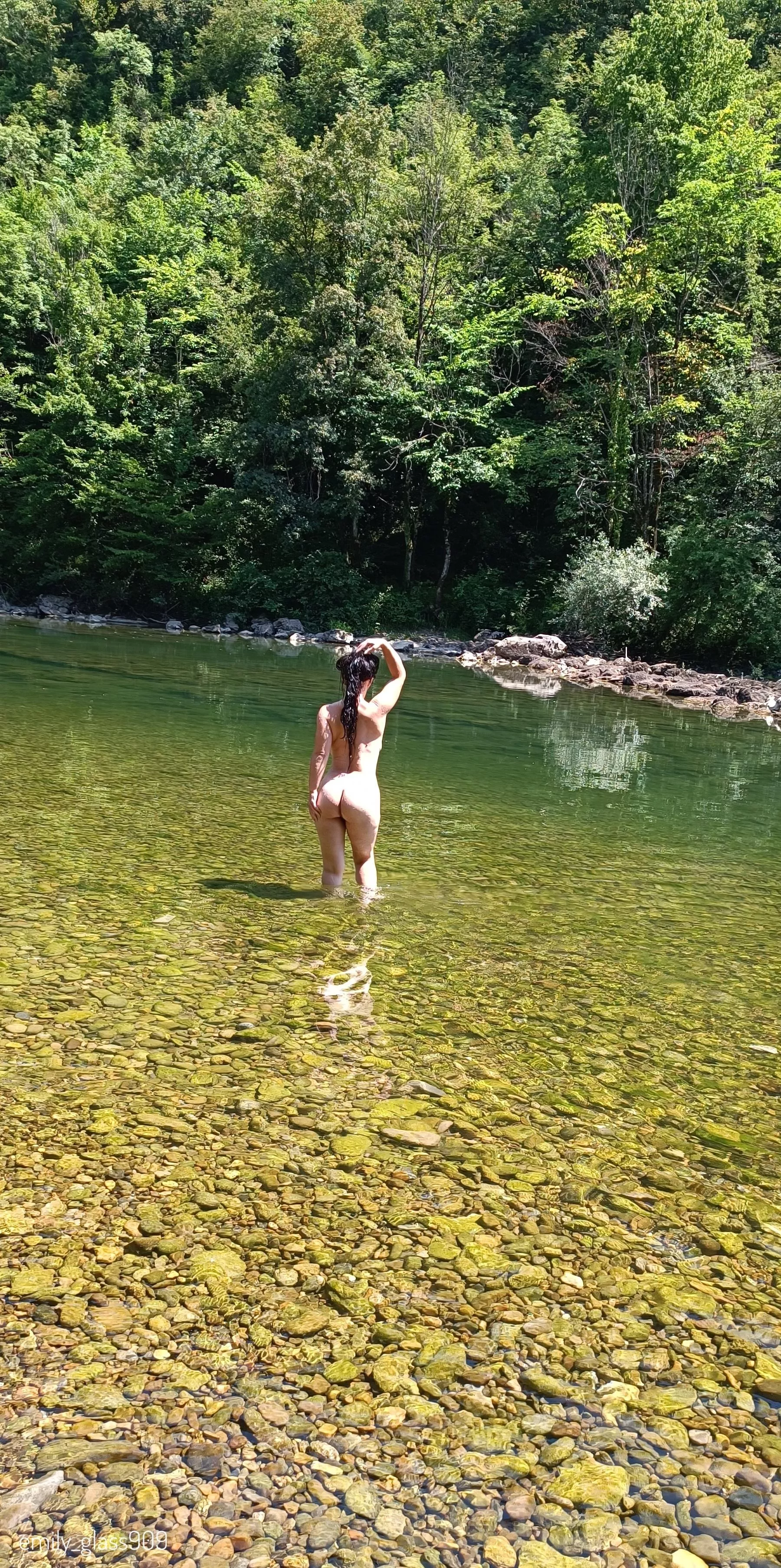 Would you run away or make your move?