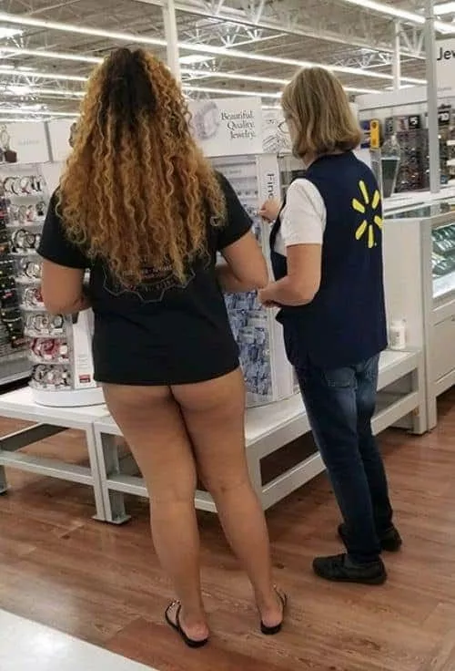 Average Day At Walmart
