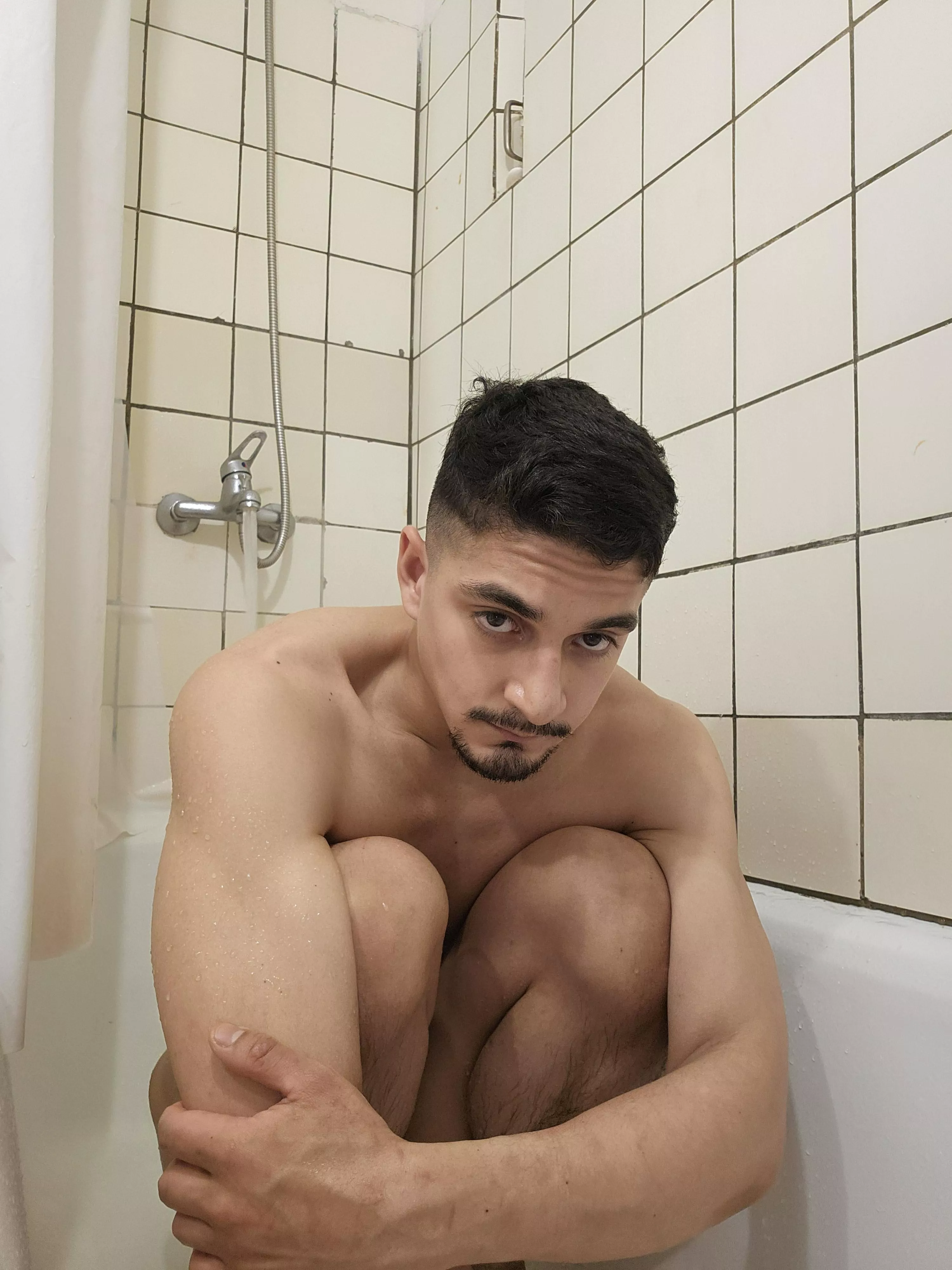 Depressed men would appreciate to see the view and perspective from an artist point of view (1/4)