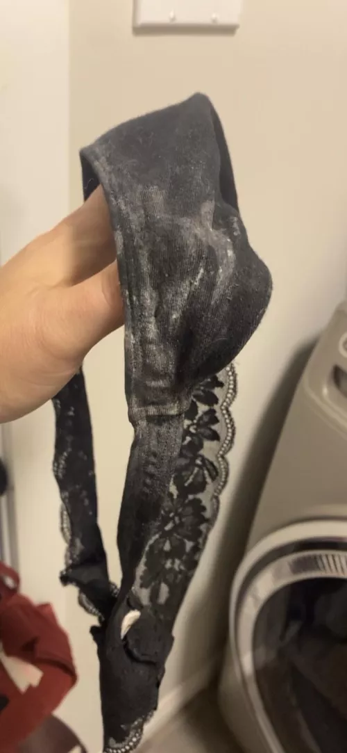 I love wearing them for multiple days taking multiple creampies 🤍