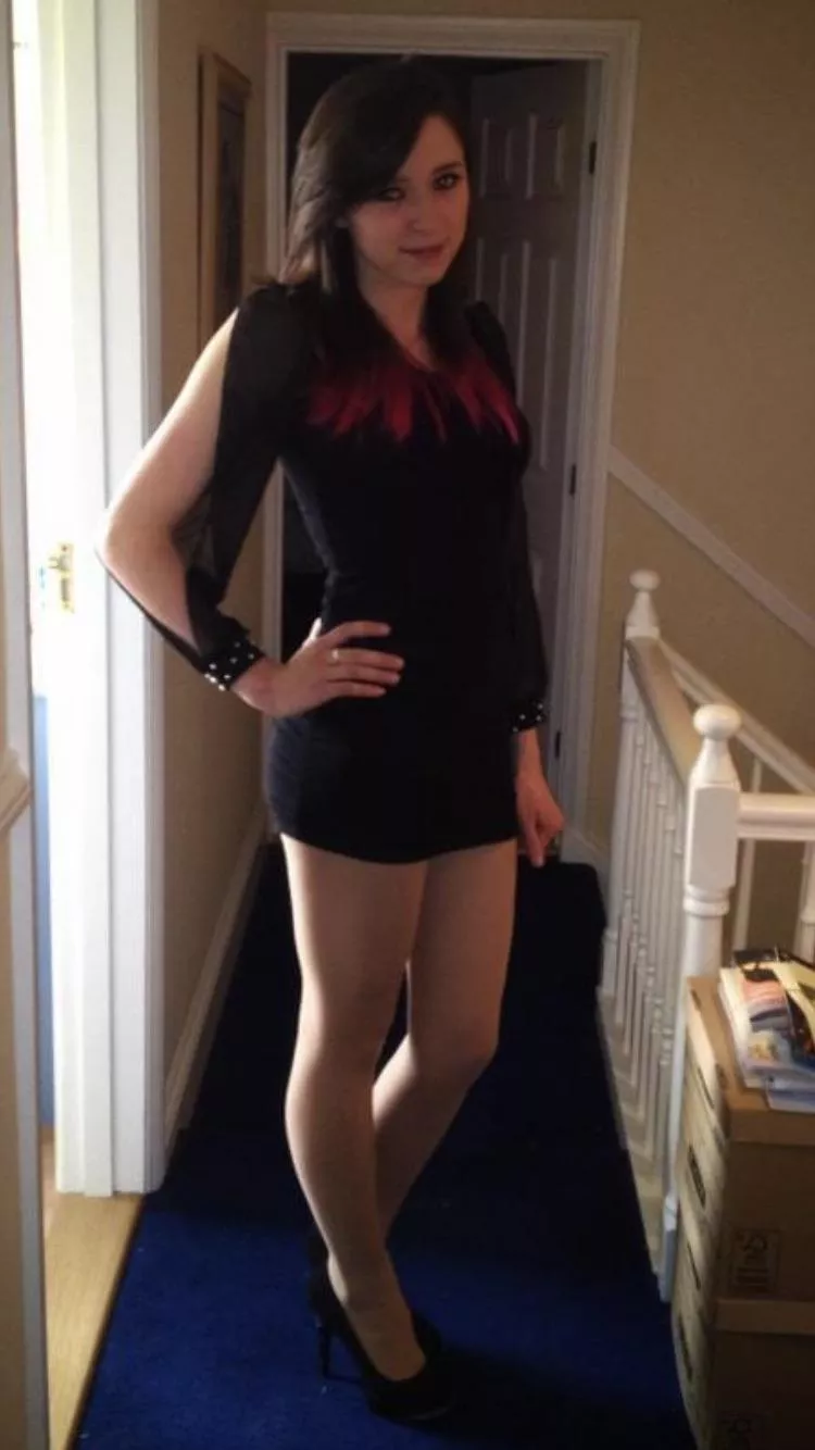 Inbox me cock/cum tributes for more pics of me (f19)