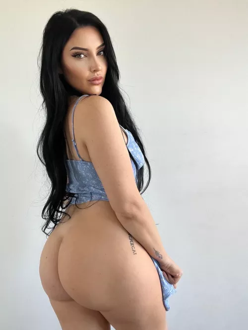 Is there such a thing as too much ass ?