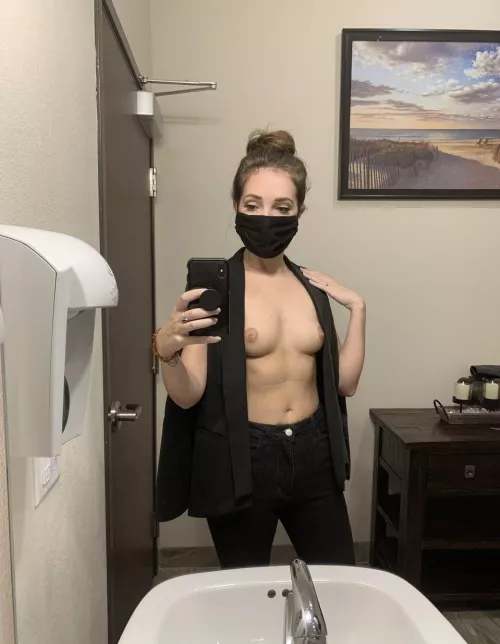 Let’s play boss 💼😏 [f]