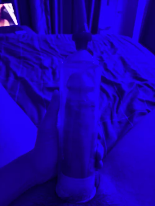 Looking for a tight hole to stretch out