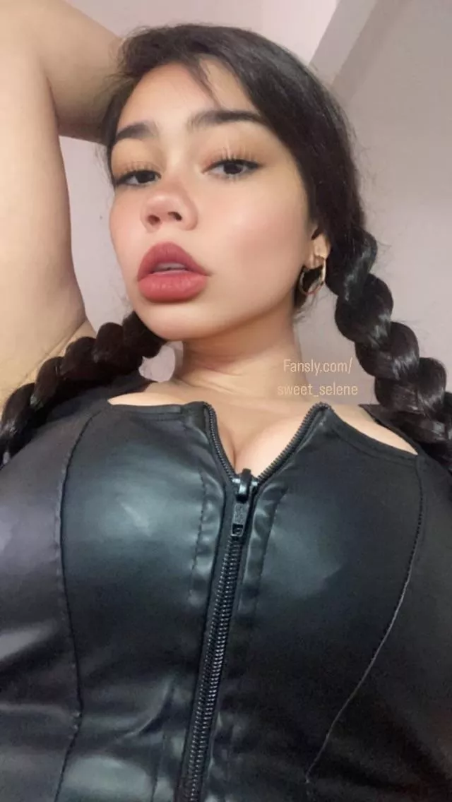 My BF cheated on my so now I dress sexier than ever ♥️