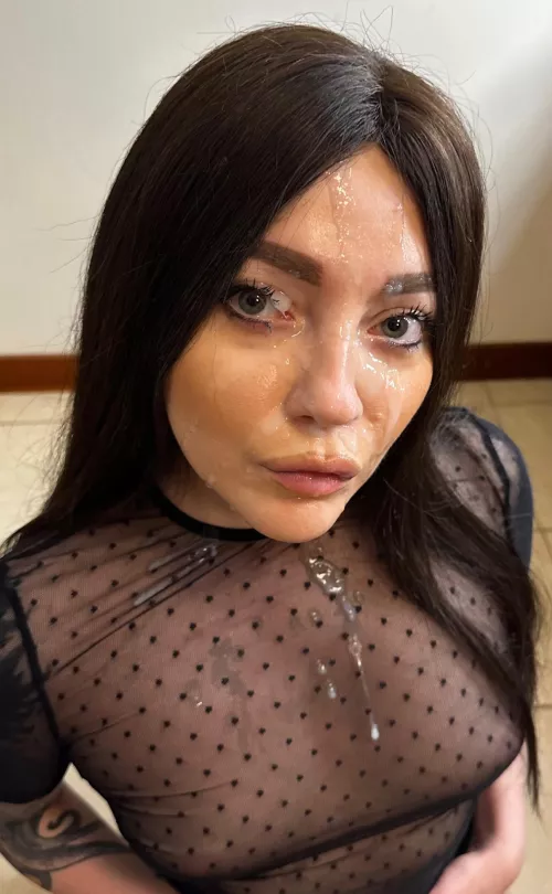 My face looks best when you cum on it