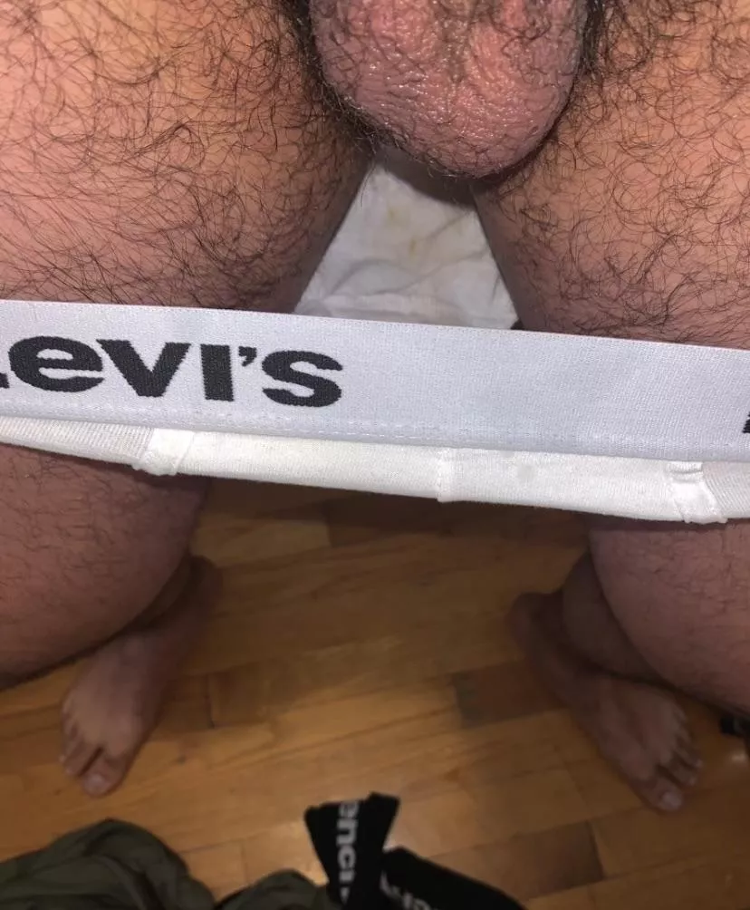 My sweating balls are reeking bro