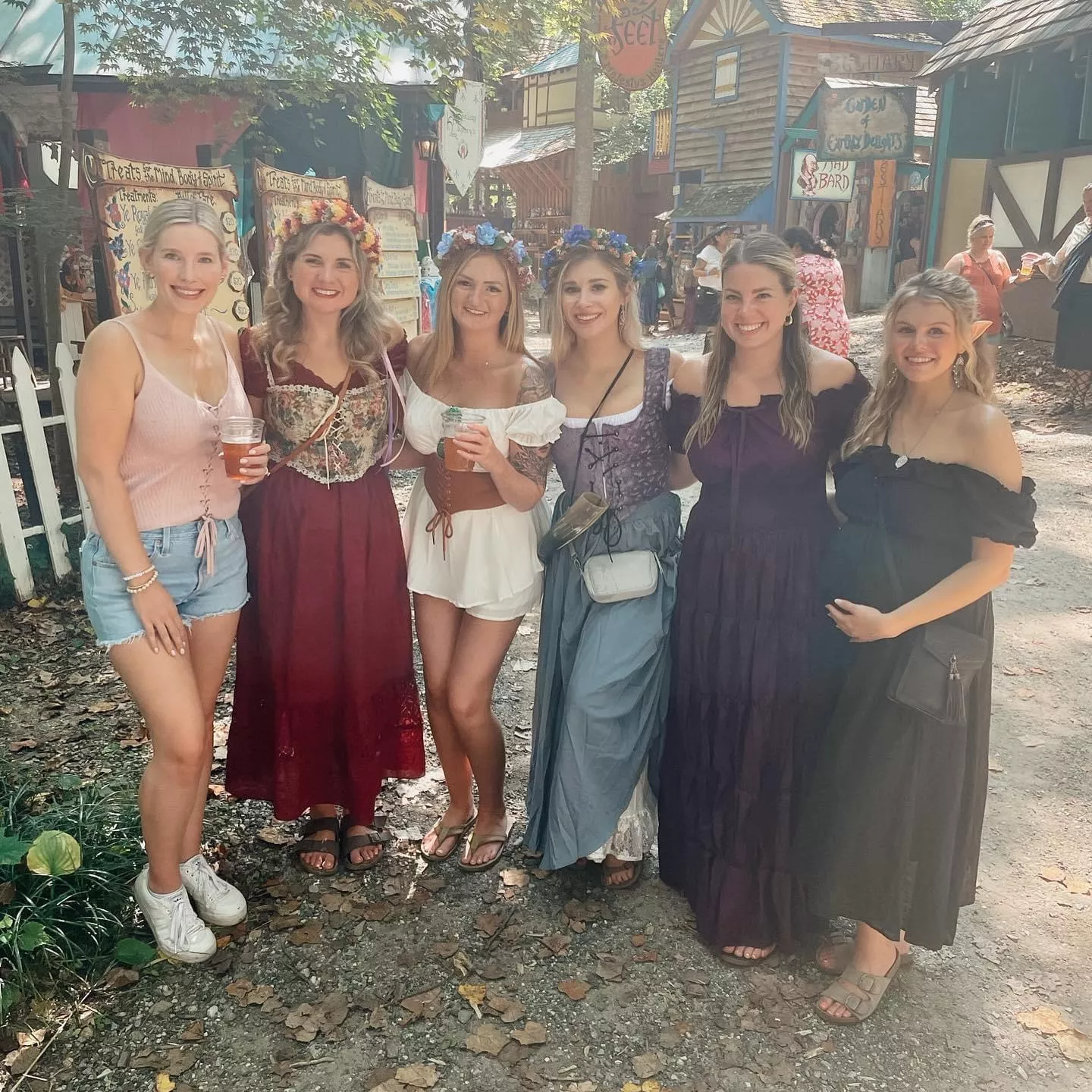 Pick one renaissance girl [6]