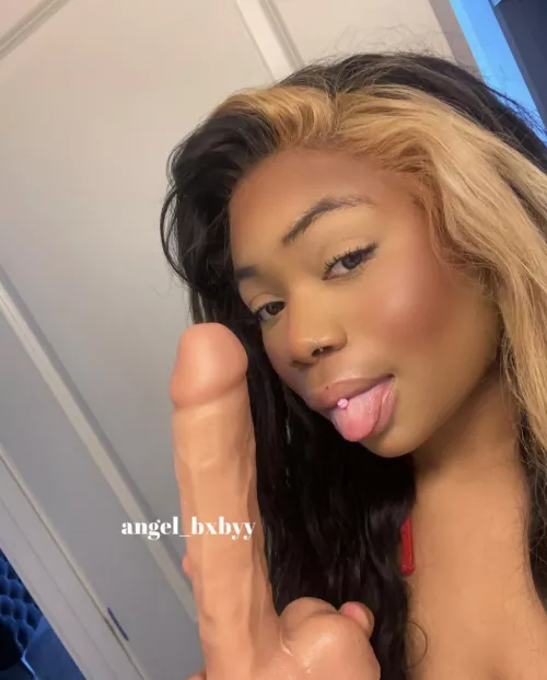 sexting $5 off i know you want to play with a big booty slut! [sext] [rate] [gfe] [pty] [pic] [vid] [cam] 😈