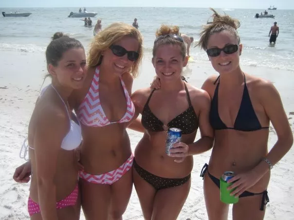 [4] whose cumming back with you?