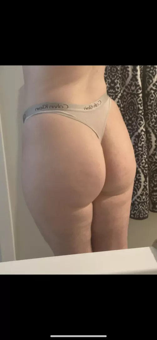 Do You think my ass looks good here?