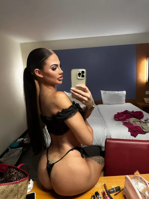 do you think my tanlines make me more attractive or no ?