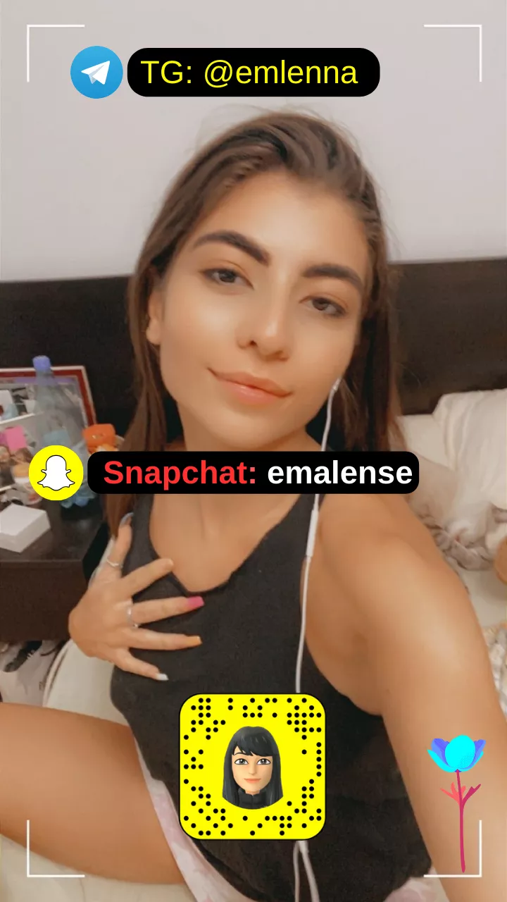 Heya doing custom tickling videos for fair price