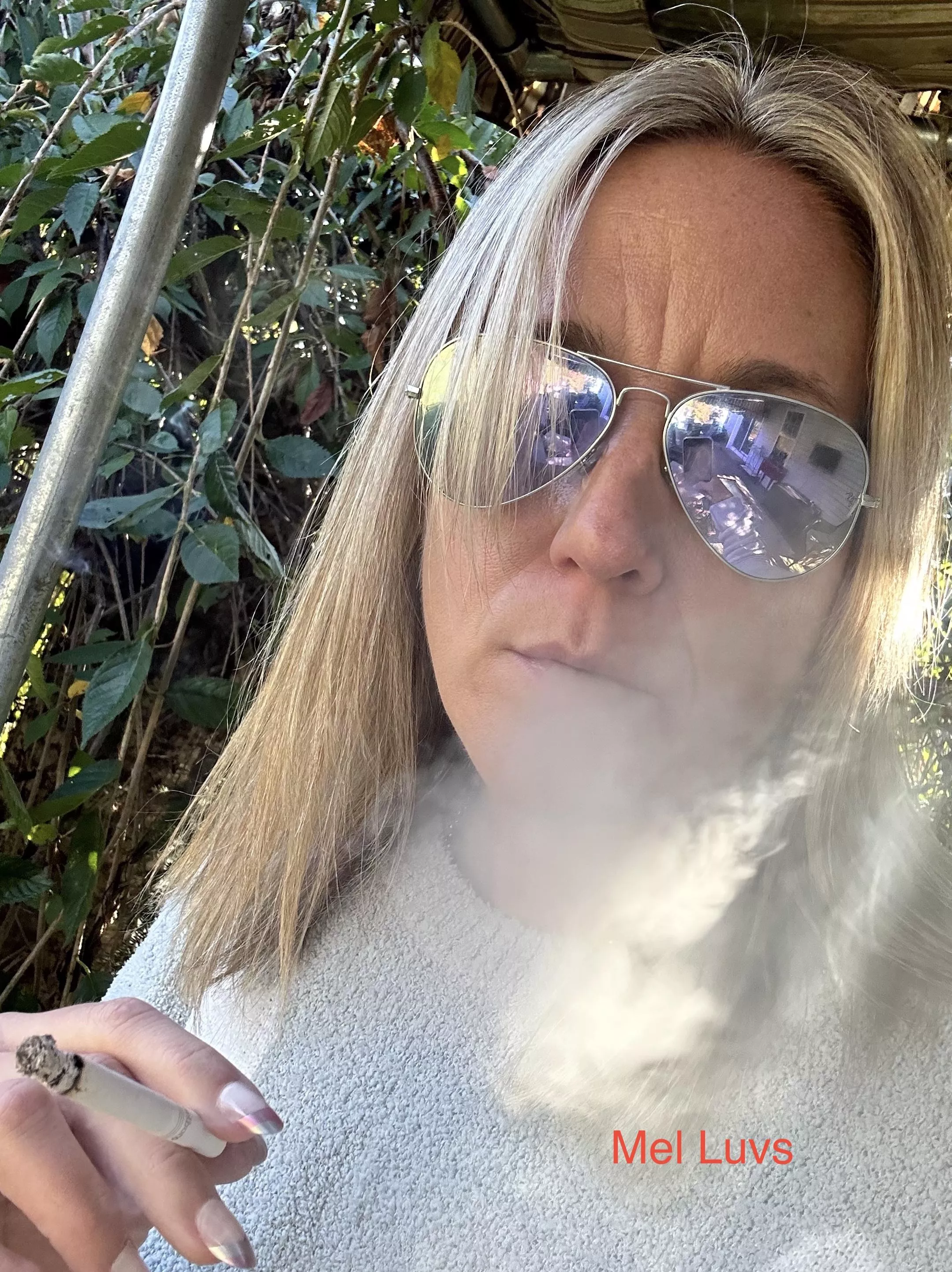 Hot MILF Smoking vibes.....