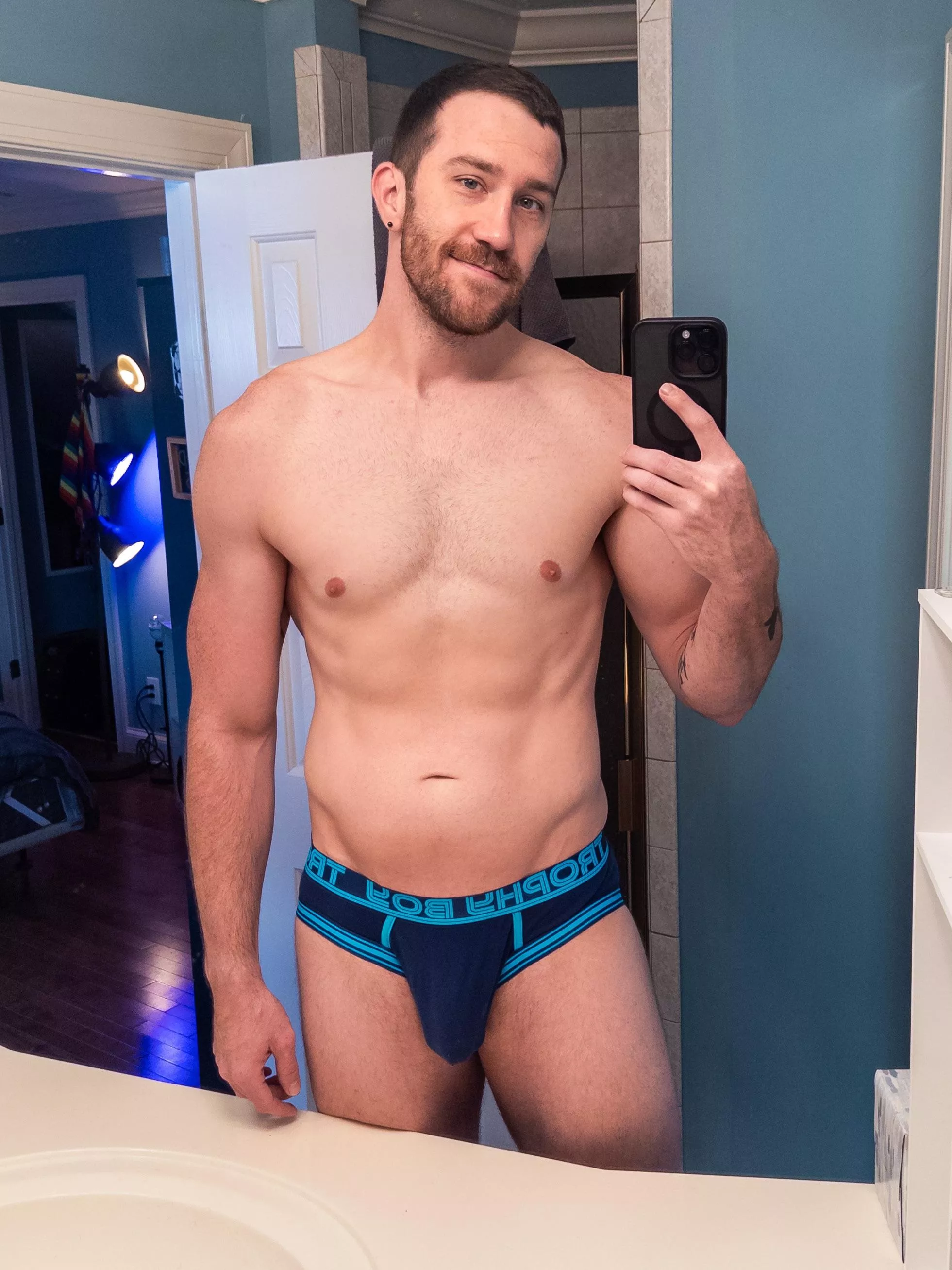 I really love the way these briefs hold my package. 10/10 would recommend 👌🏼