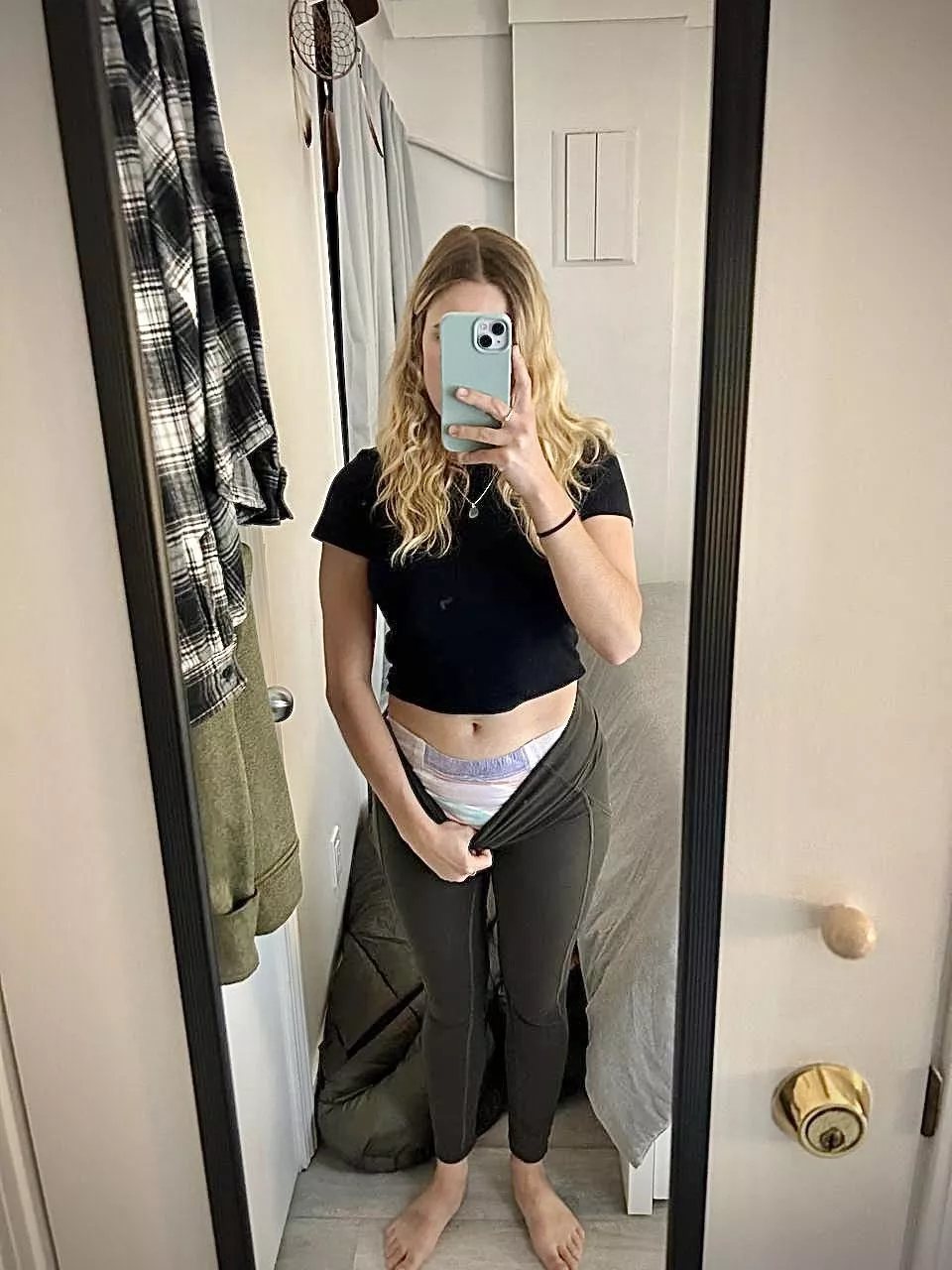 I’m not sure if a pull-up is the safest move 😳💦