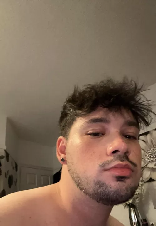 Someone cuddle and play Resident Evil 4 with me