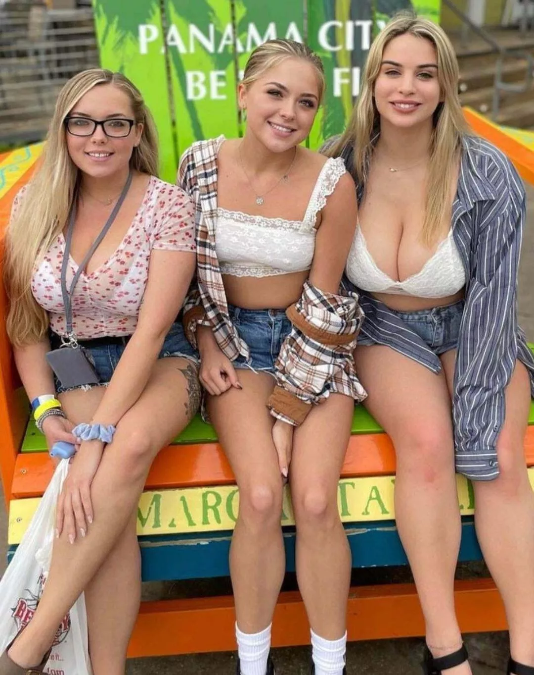 Who's your Blondie? [3]