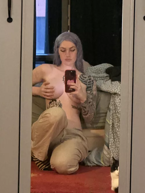 Would you resist a girl like me?