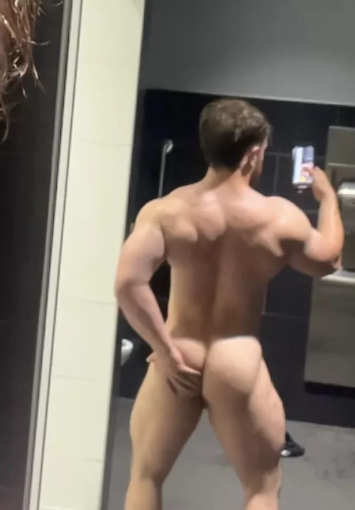 Would you spot me like this