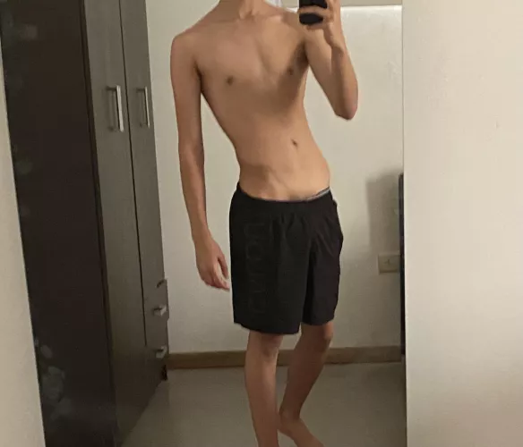 wyd if u get this pic from your neighbor’s son (he just turned 18)