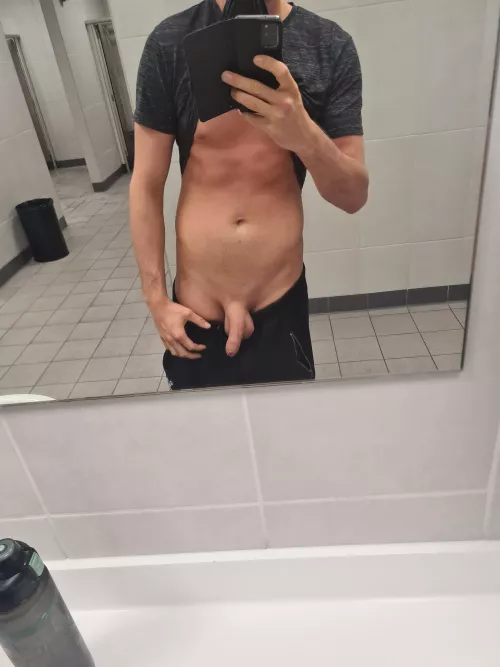 All the bloods pumping elsewhere when im at the gym 😜