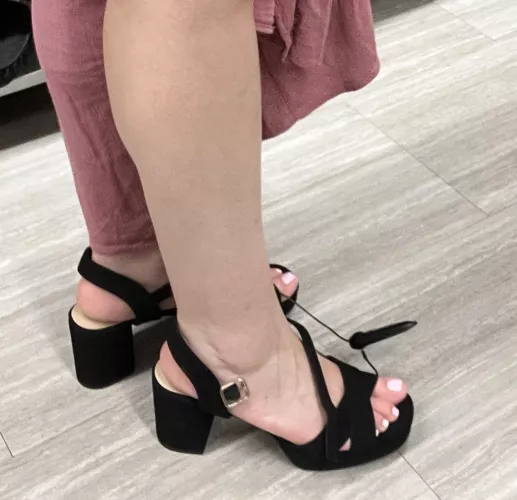 Are these cute for college date?
