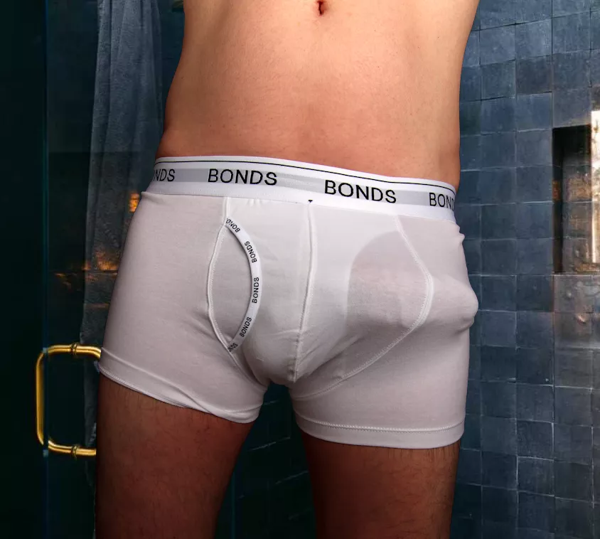 Classic white bonds , anyone wear em ?