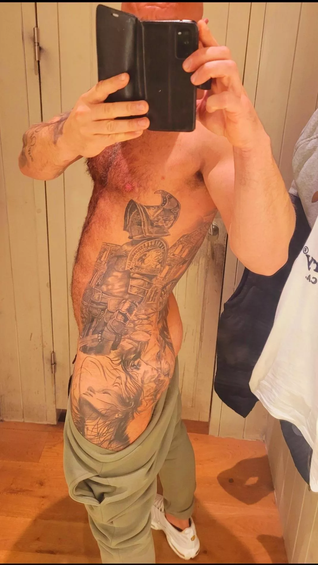 Gotta love a tattooed bum (42)