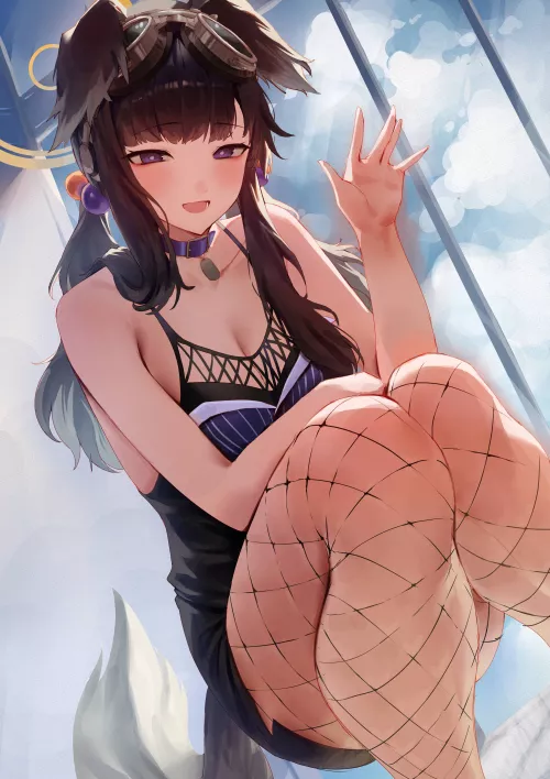 Hibiki fishnet thighs