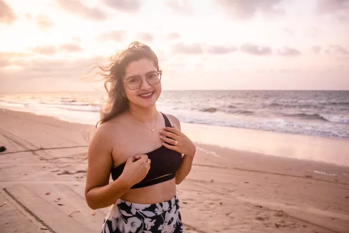 How do I look in this summer top