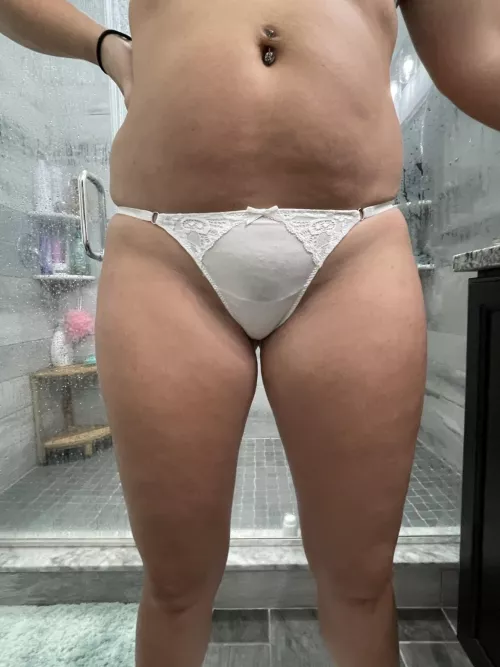 I like that you can see a hint of my bush [f]