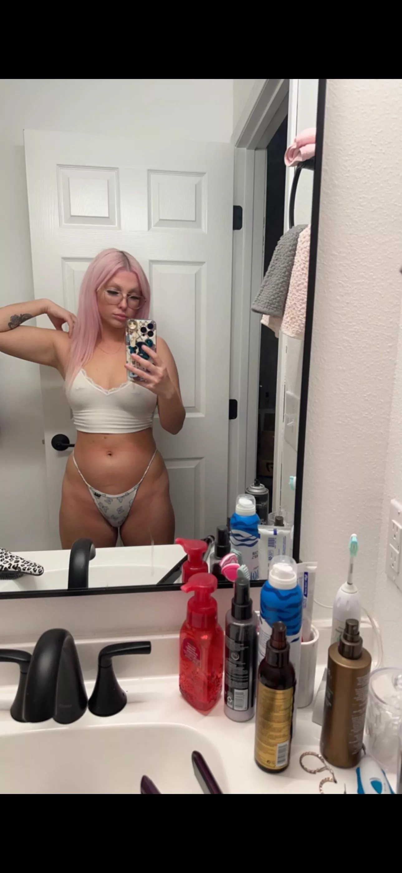 I may be flat up top, but I’m juicy down below!