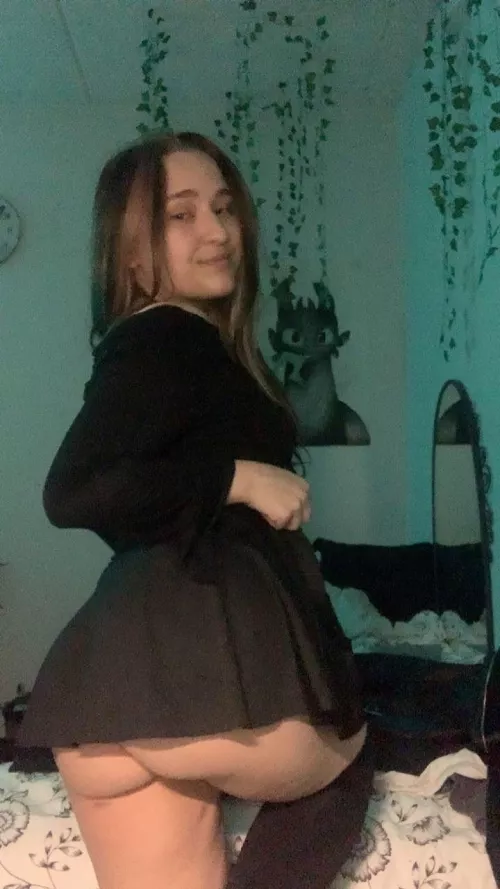 If only I can wear this to school, would yo fuck me?