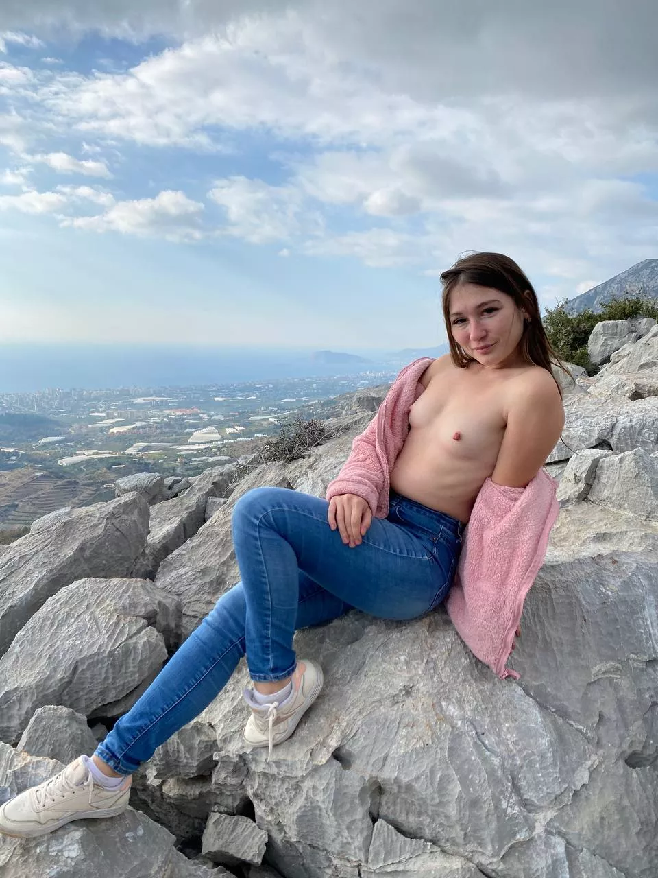 I'm hoping at least one of you is jerking off to me right now