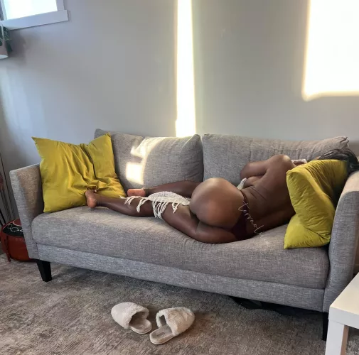 Join me for a mid morning nap?