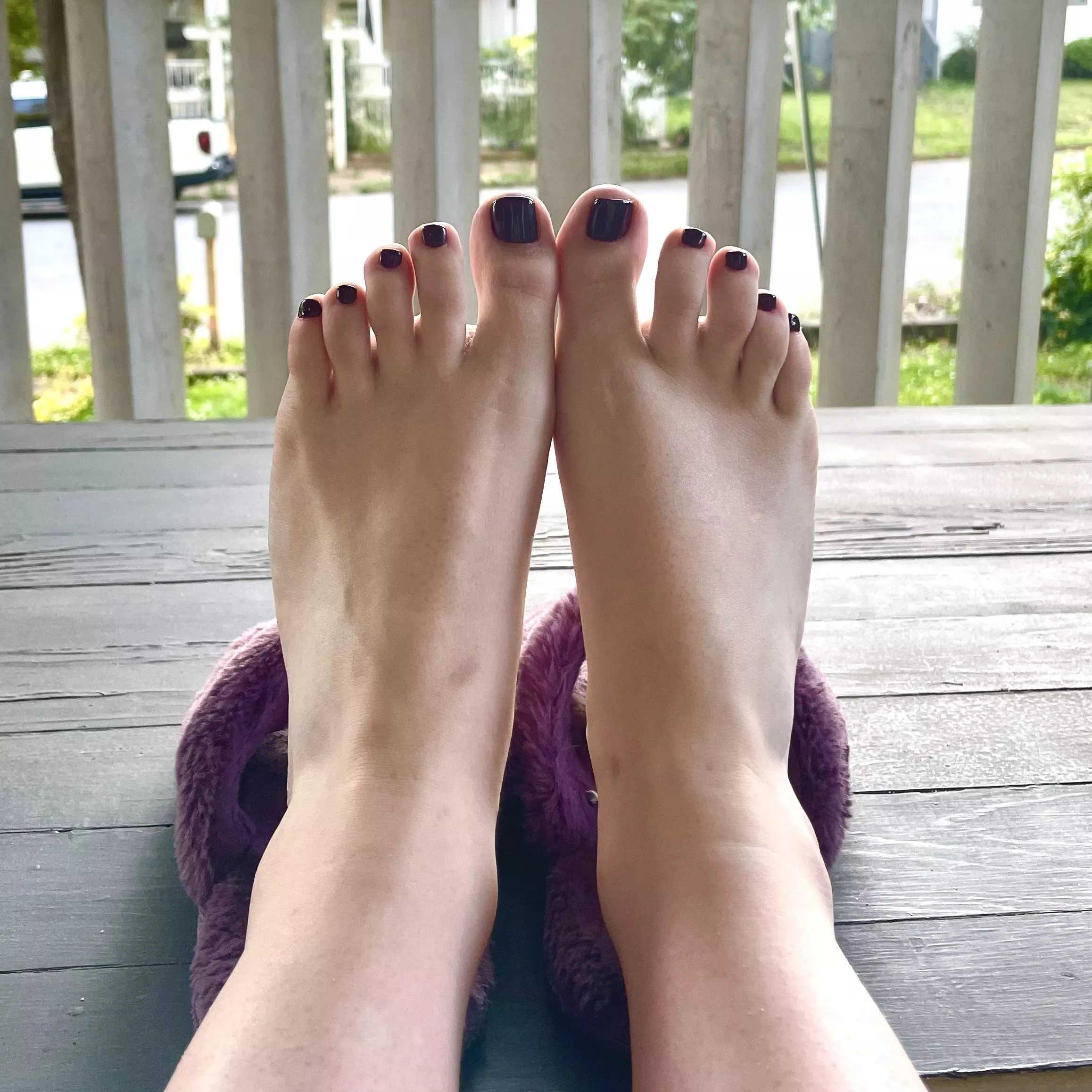 Kicking my feet up after a long day at work always feels the best (OC) 🦶🏻