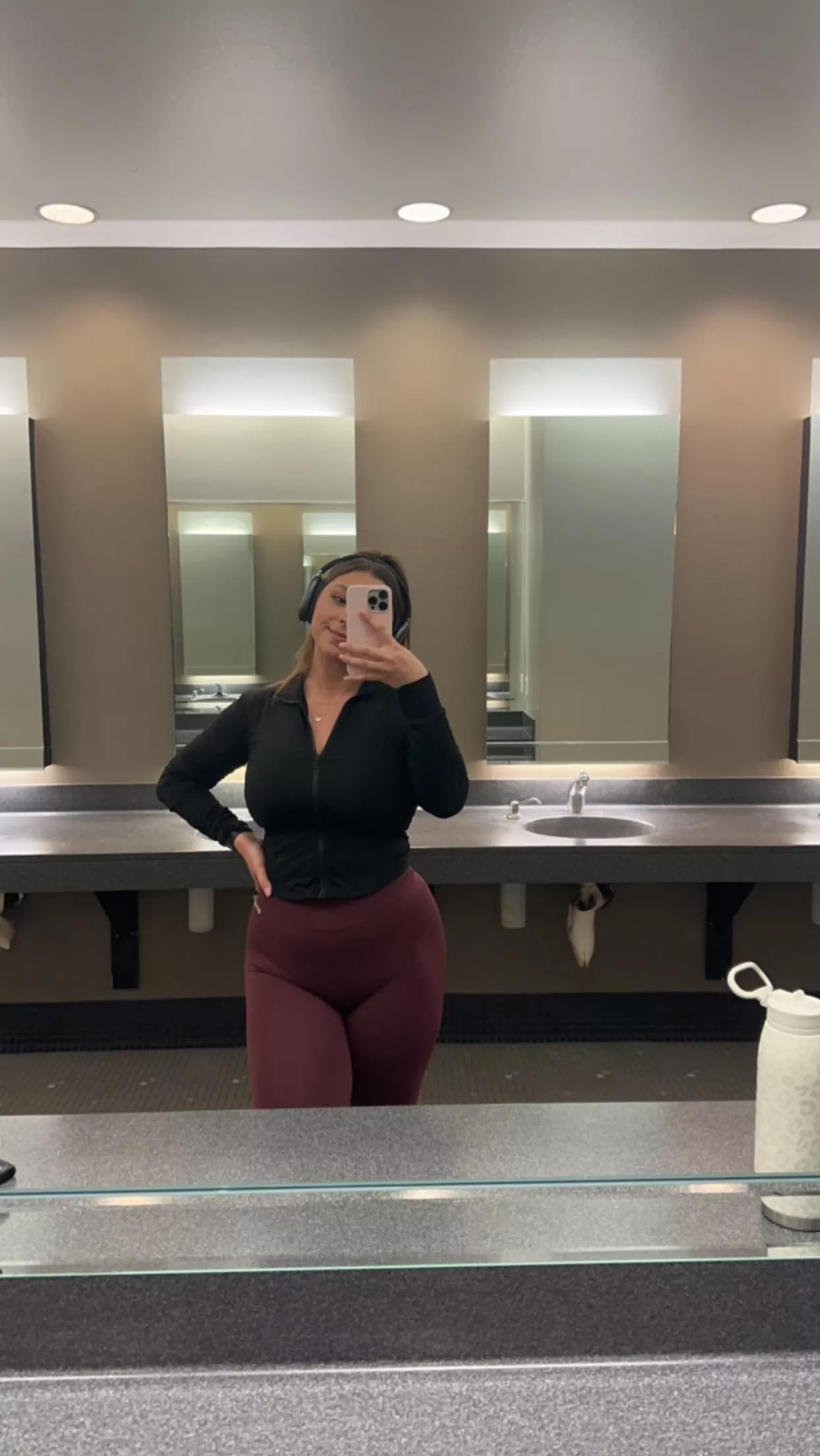 Should I come squat over your face?