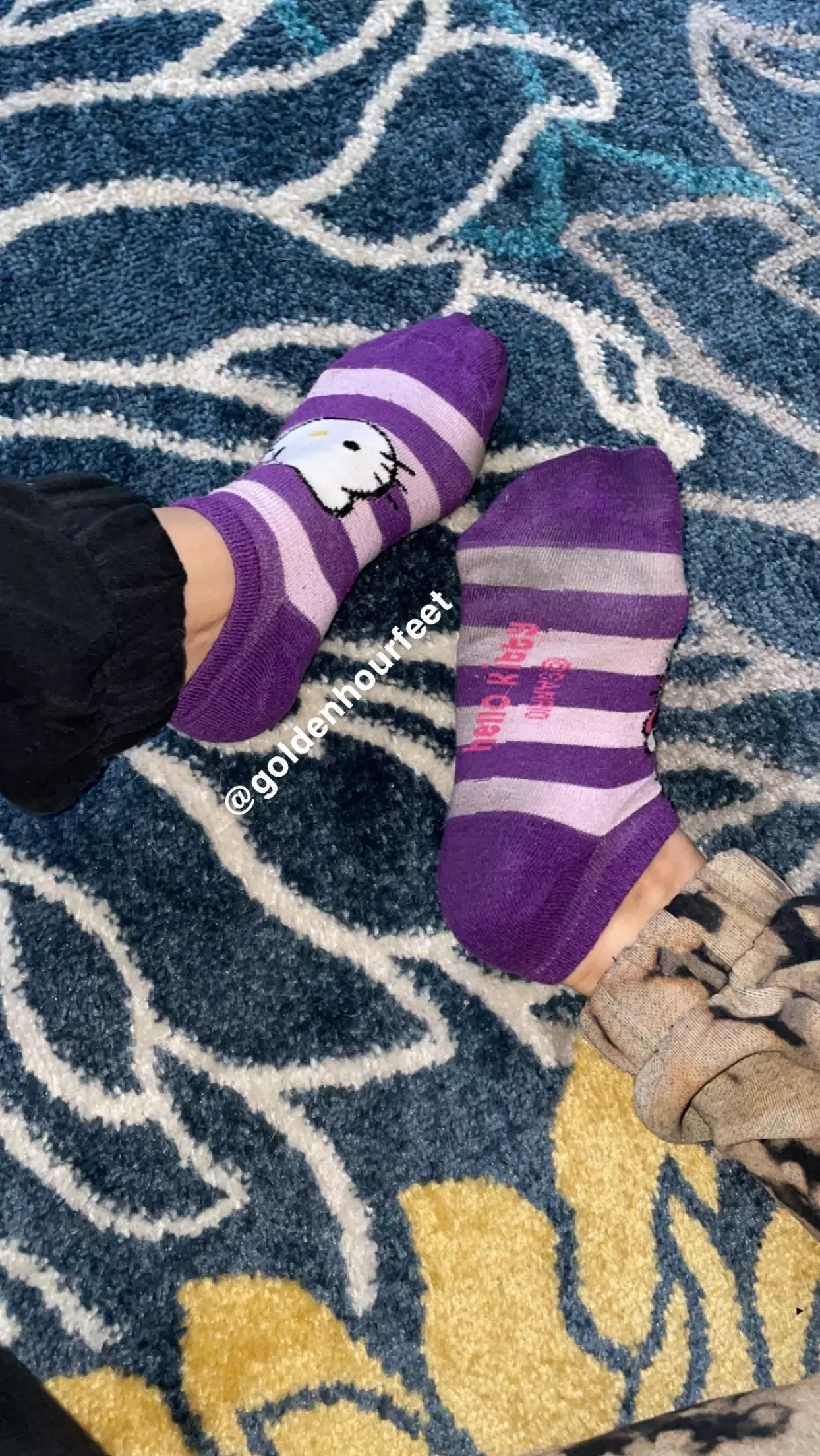 These smelly socks just sold to one of my foot boys, dm me to claim a different pair😈