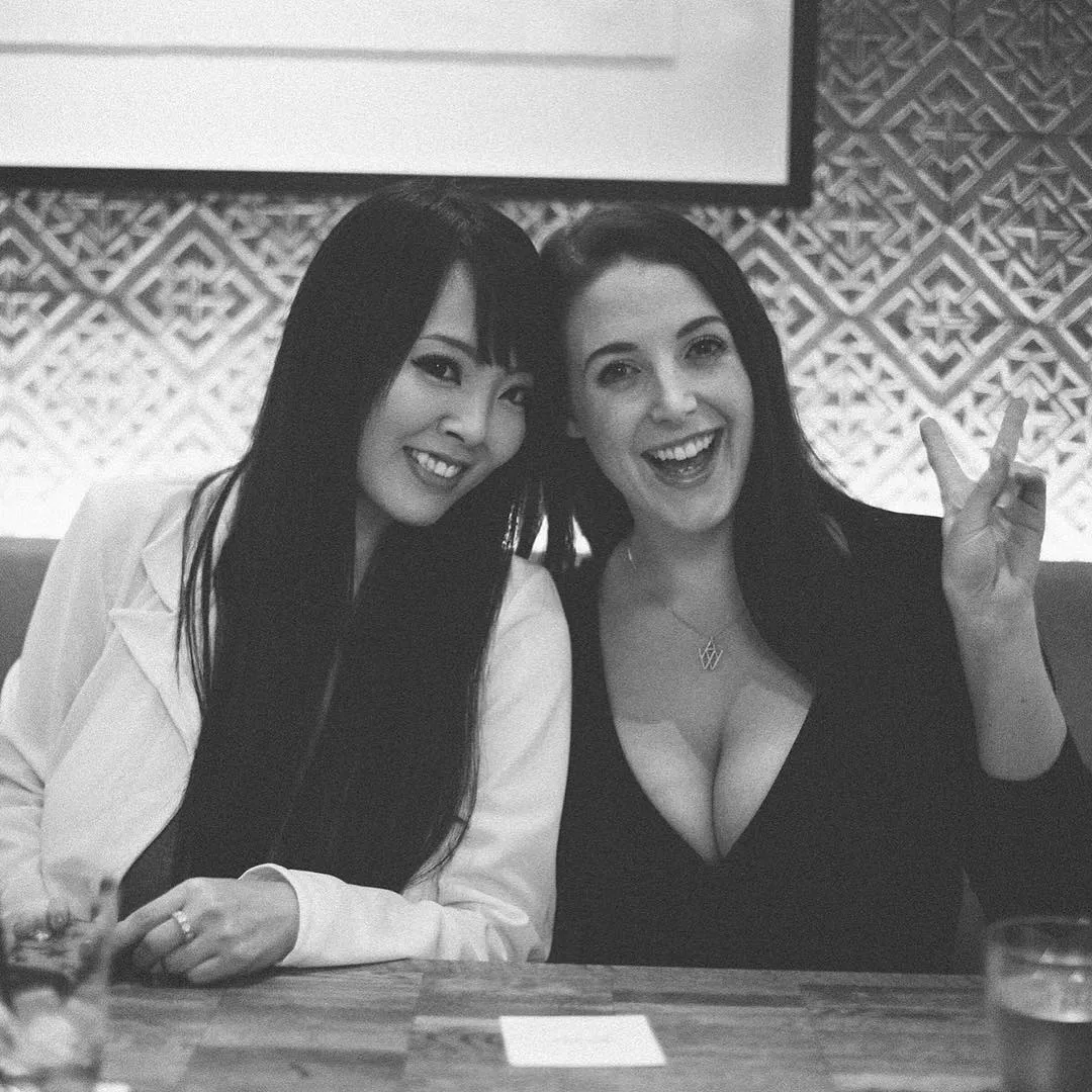 #WCW Angela White and Hitomi Tanaka 🇯🇵🇦🇺✌️