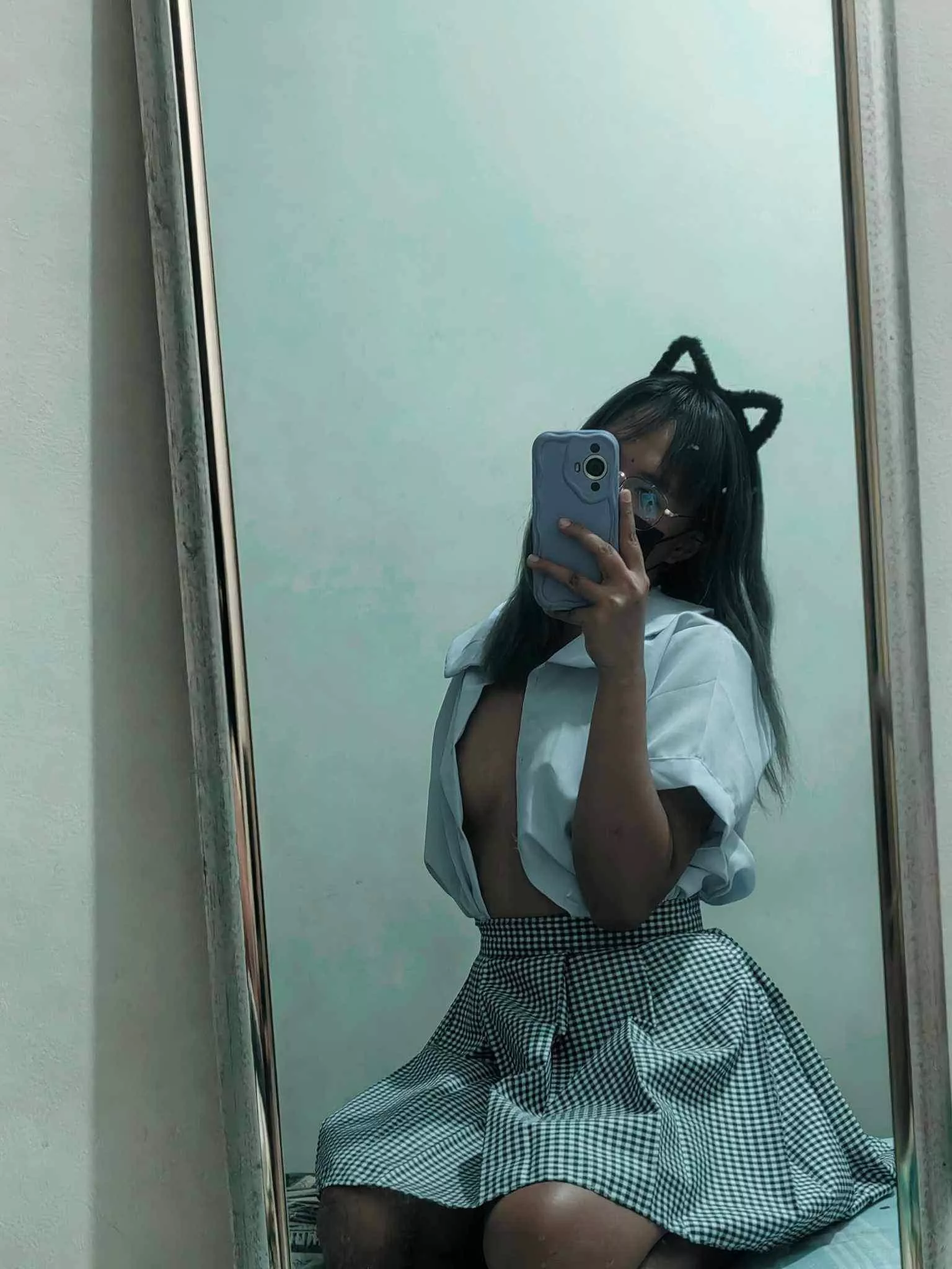 Would you bang a high school pinay girl? (18)