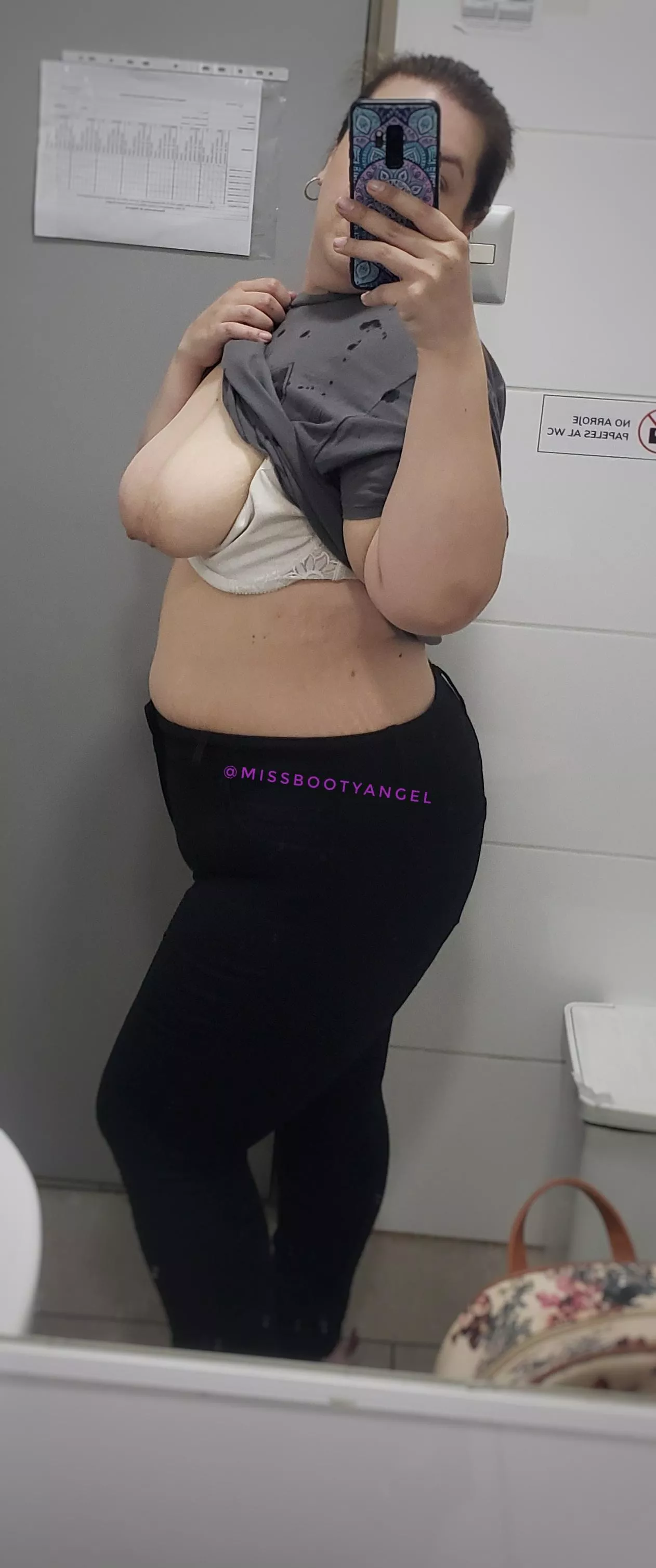 Your chubby coworker send this, what do you reply?