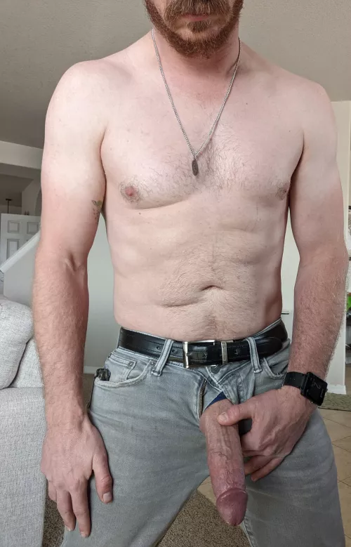 [38]Are grey sweatpants and grey pants the same thing?